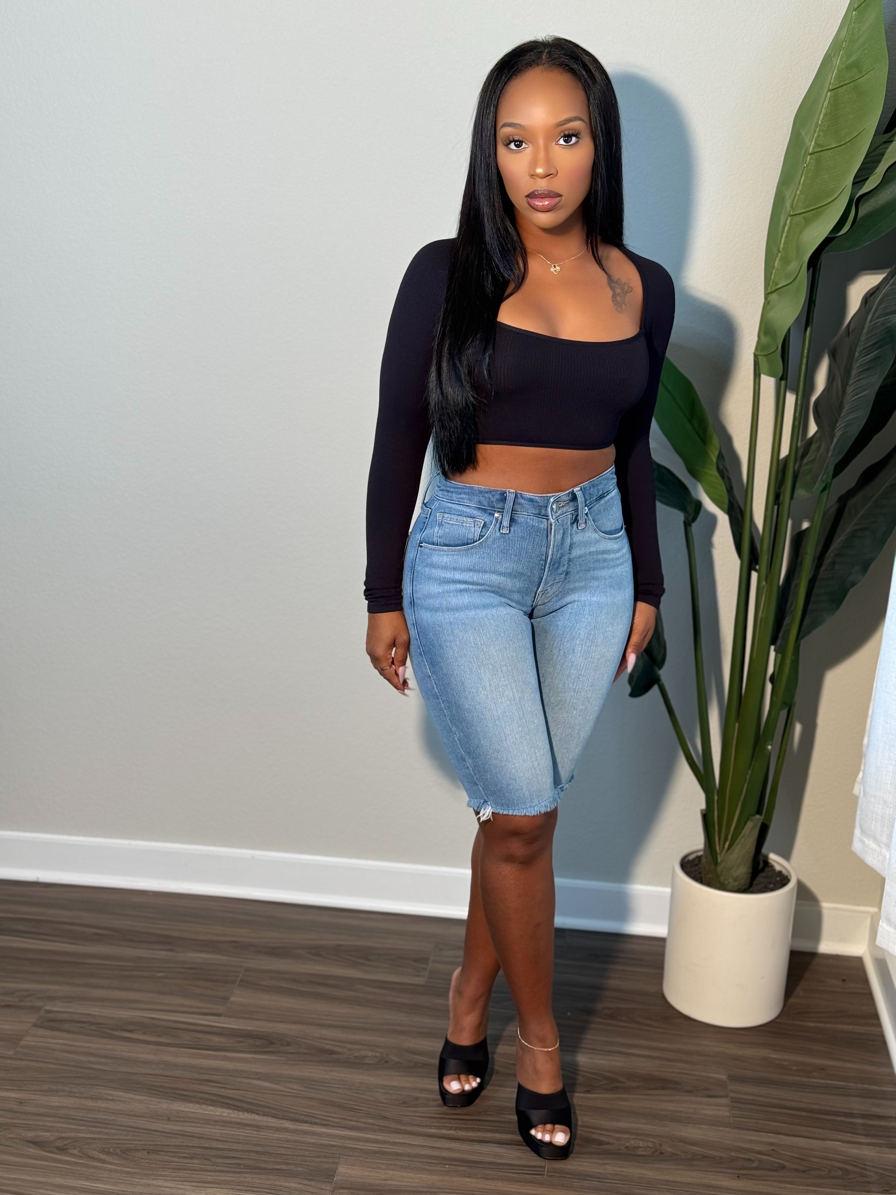 Not So Basic Crop Top (Black)